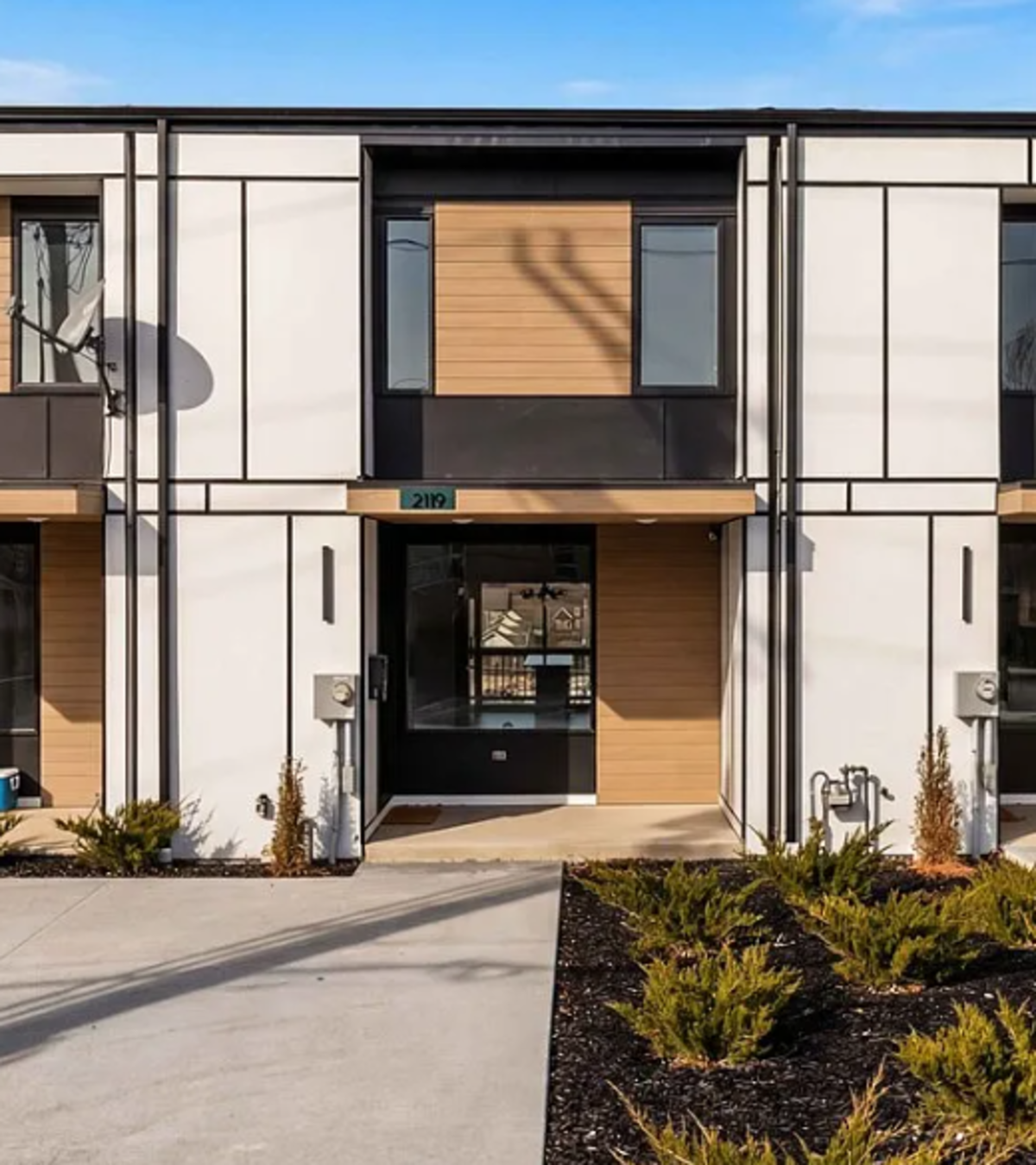 2119 Rose St- Property is Available Now!